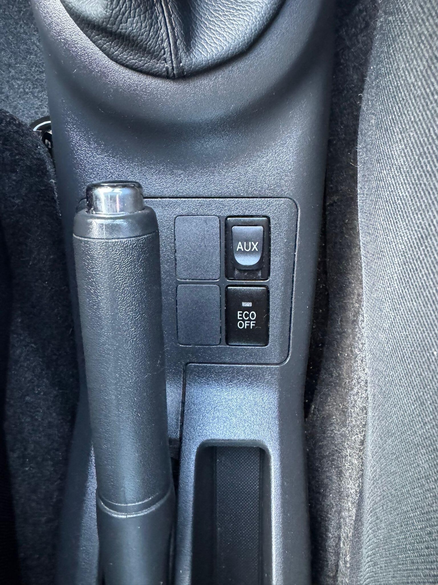 Used Toyota Yaris 2010 for sale - 77351958: Photo 20