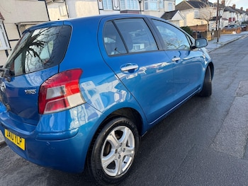 Used Toyota Yaris 2010 for sale - 77351958: Photo