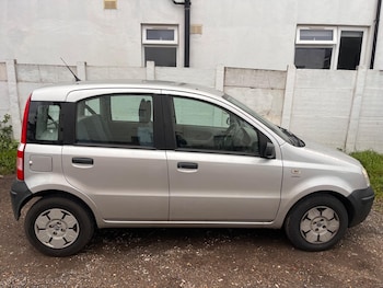 2006 (56) - 1.1 Active 5dr