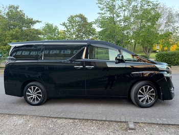 Used Toyota Vellfire 2015 for sale - 78504510: Photo