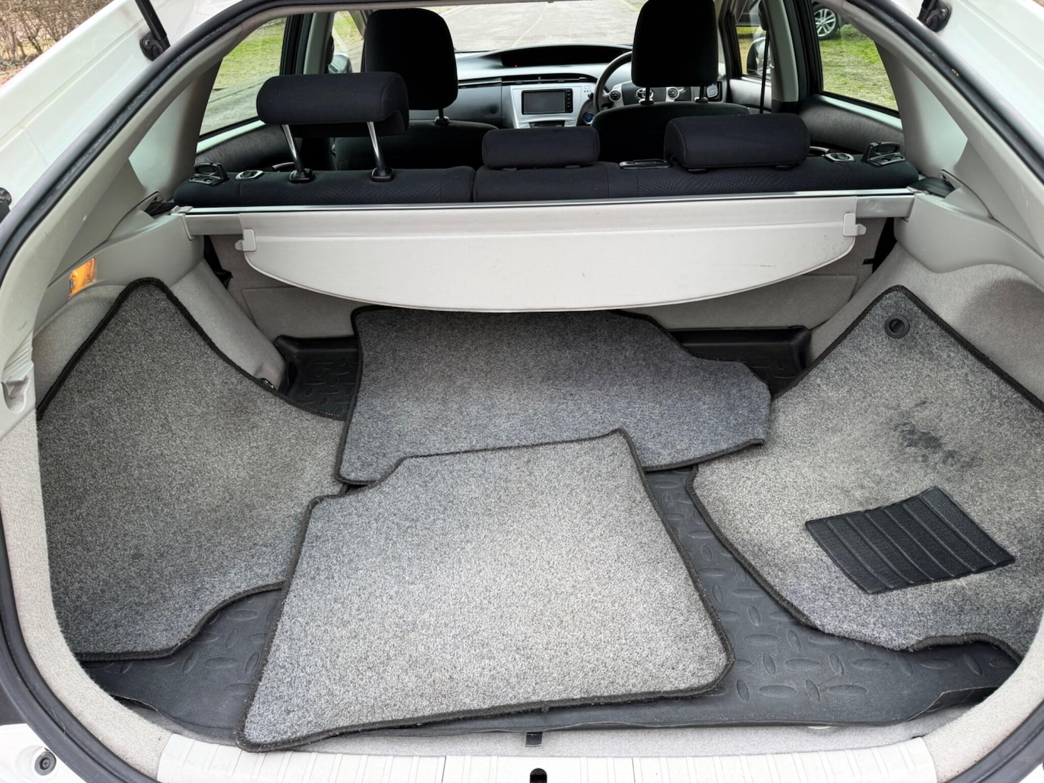 Used Toyota Prius 2019 for sale - 77993665: Photo 30