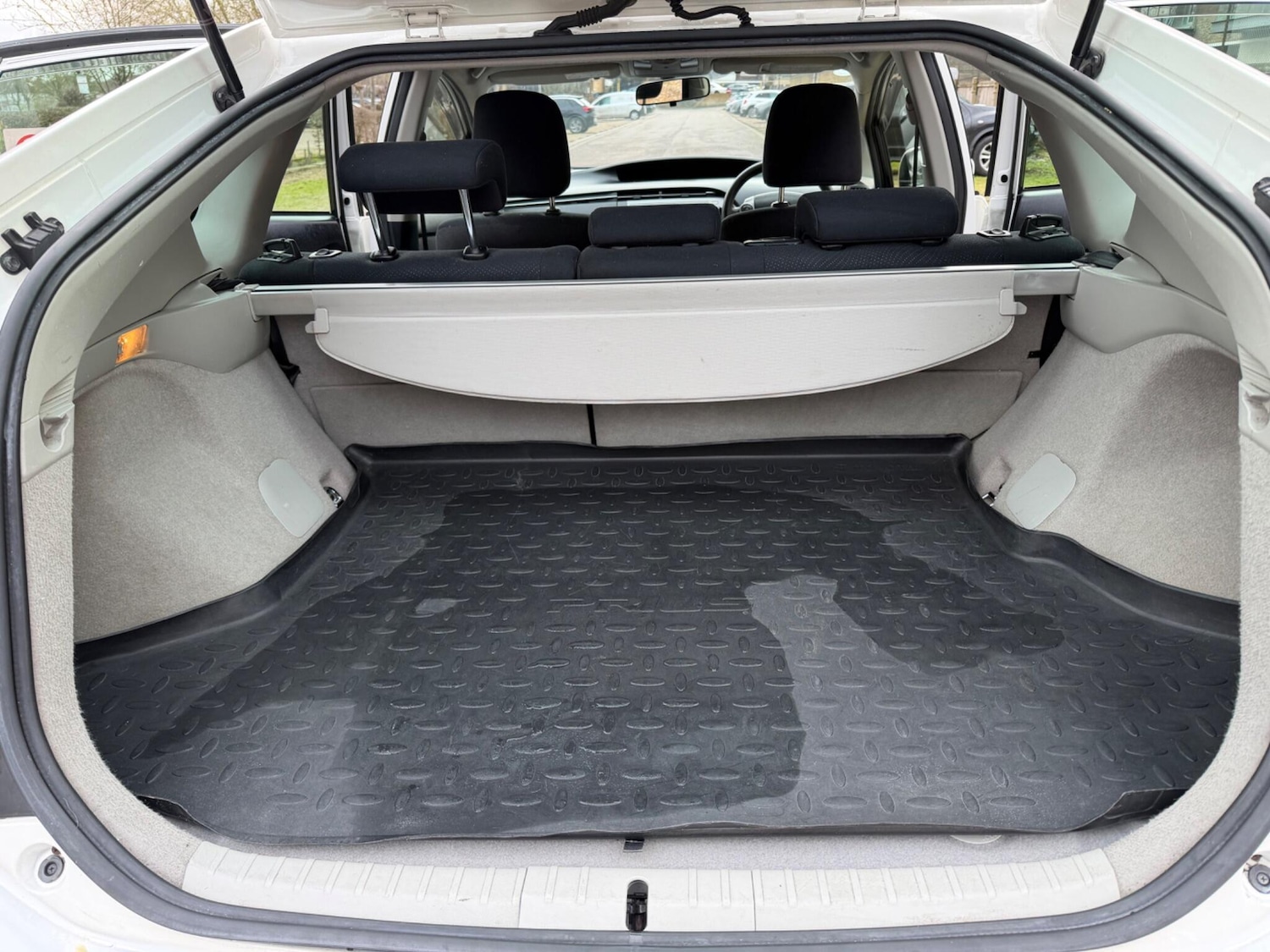 Used Toyota Prius 2019 for sale - 77993665: Photo 31