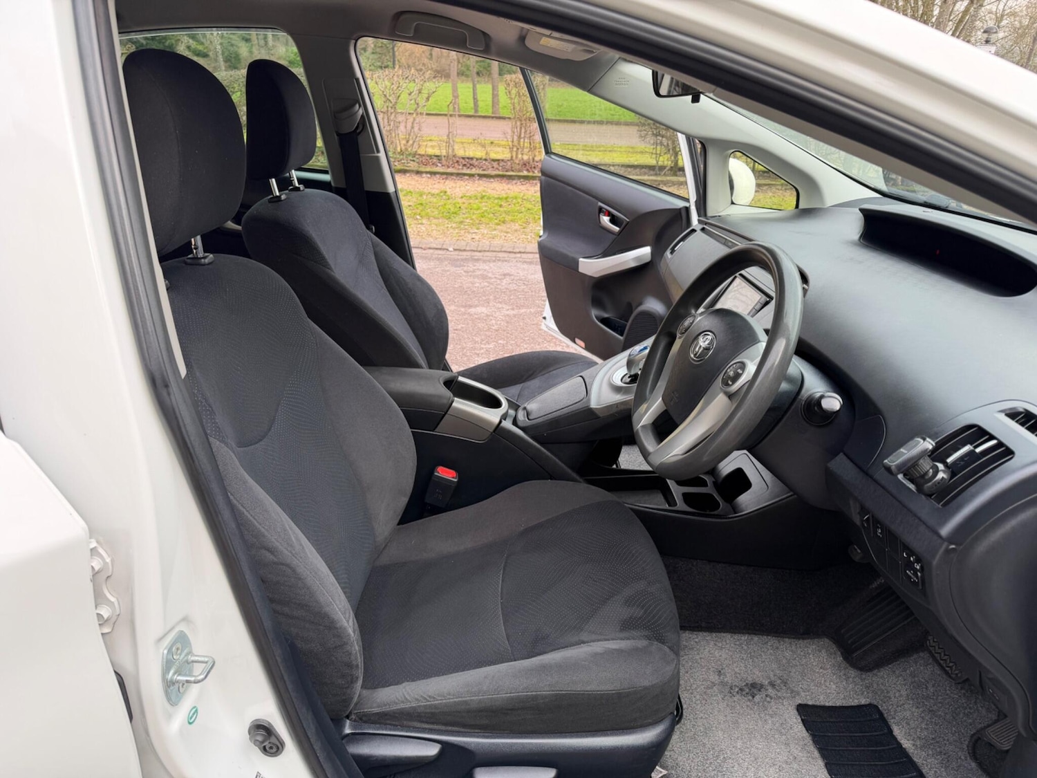 Used Toyota Prius 2019 for sale - 77993665: Photo 8