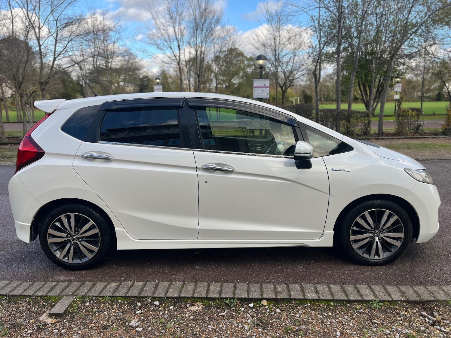 Used Honda Fit for sale - 76671545: Photo 10