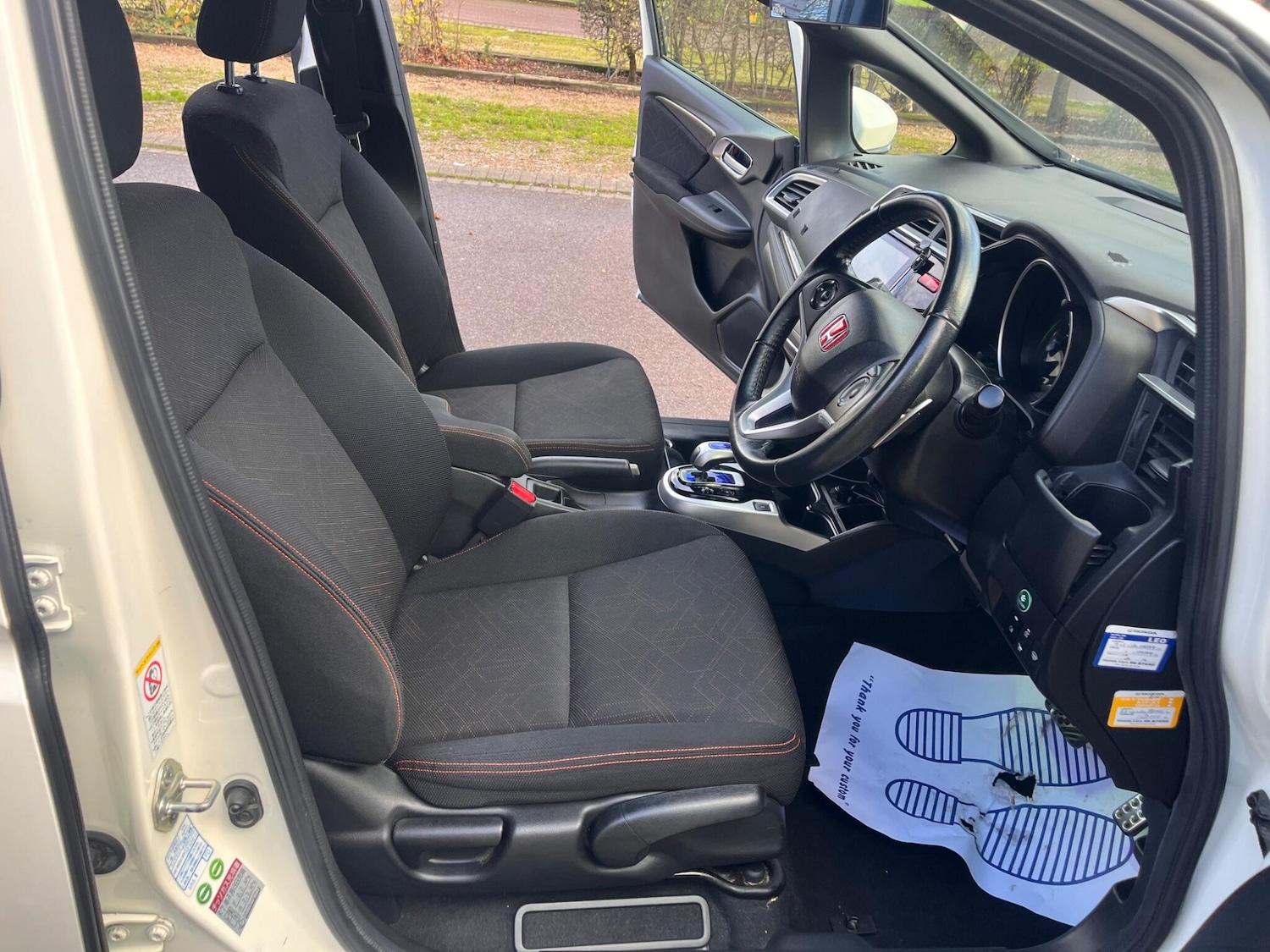 Used Honda Fit for sale - 76671545: Photo 28