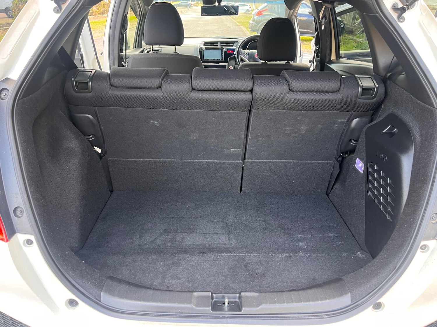 Used Honda Fit for sale - 76671545: Photo 32