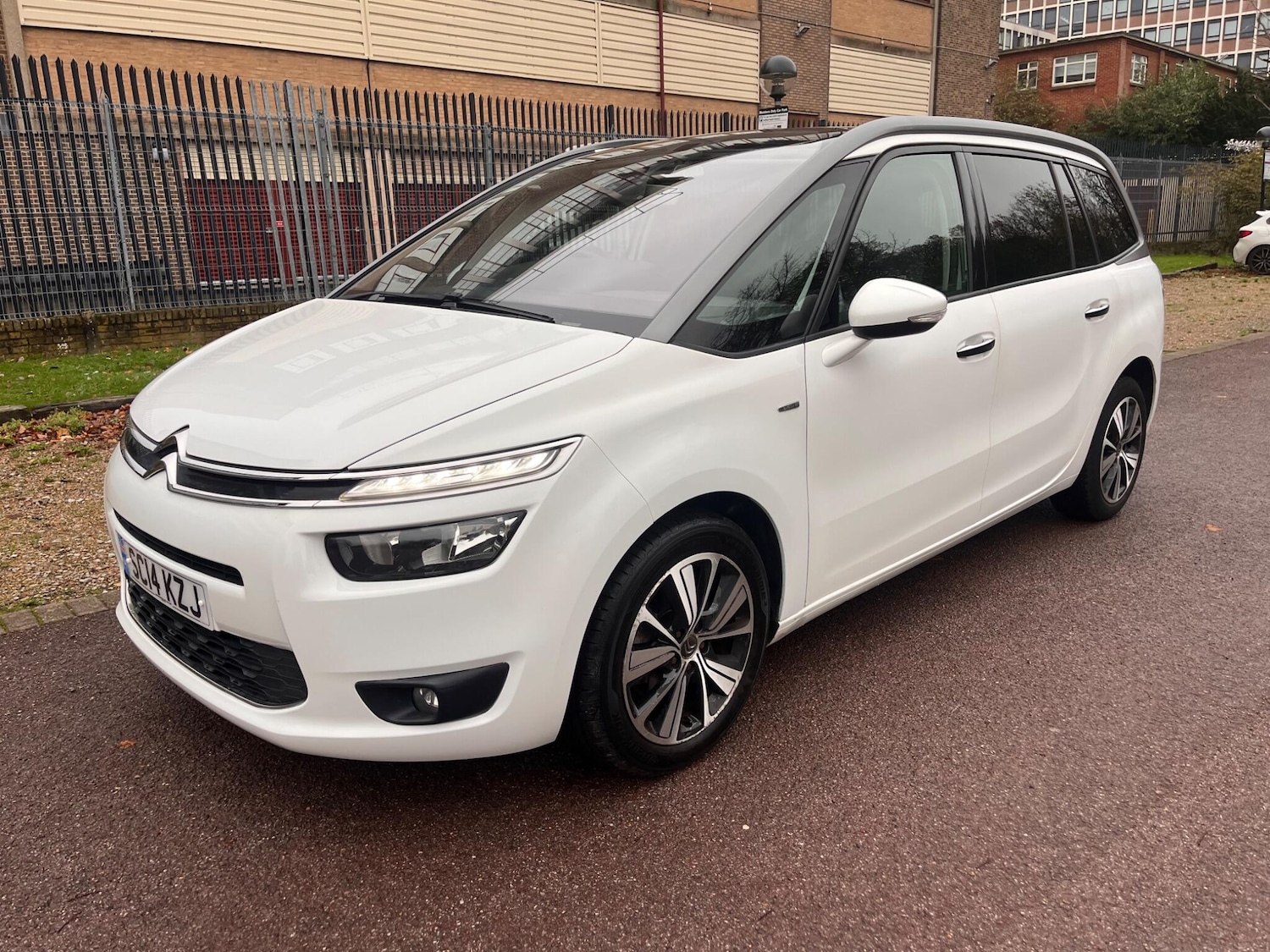 Used Citroen C4 Grand Picasso 2014 for sale - 76592300: Photo 20