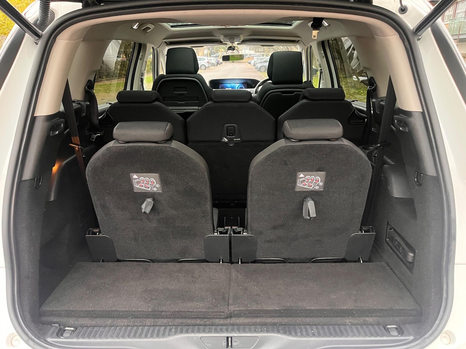 Used Citroen C4 Grand Picasso 2014 for sale - 76592300: Photo 9