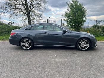 Mercedes-Benz - E-Class