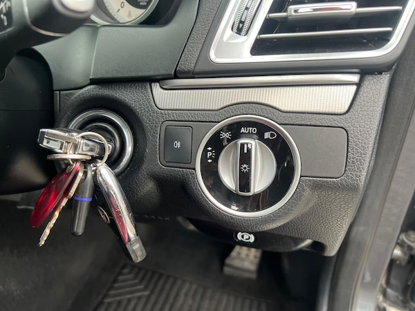 Used Mercedes-Benz E-Class 2015 for sale - 75578042: Photo 20