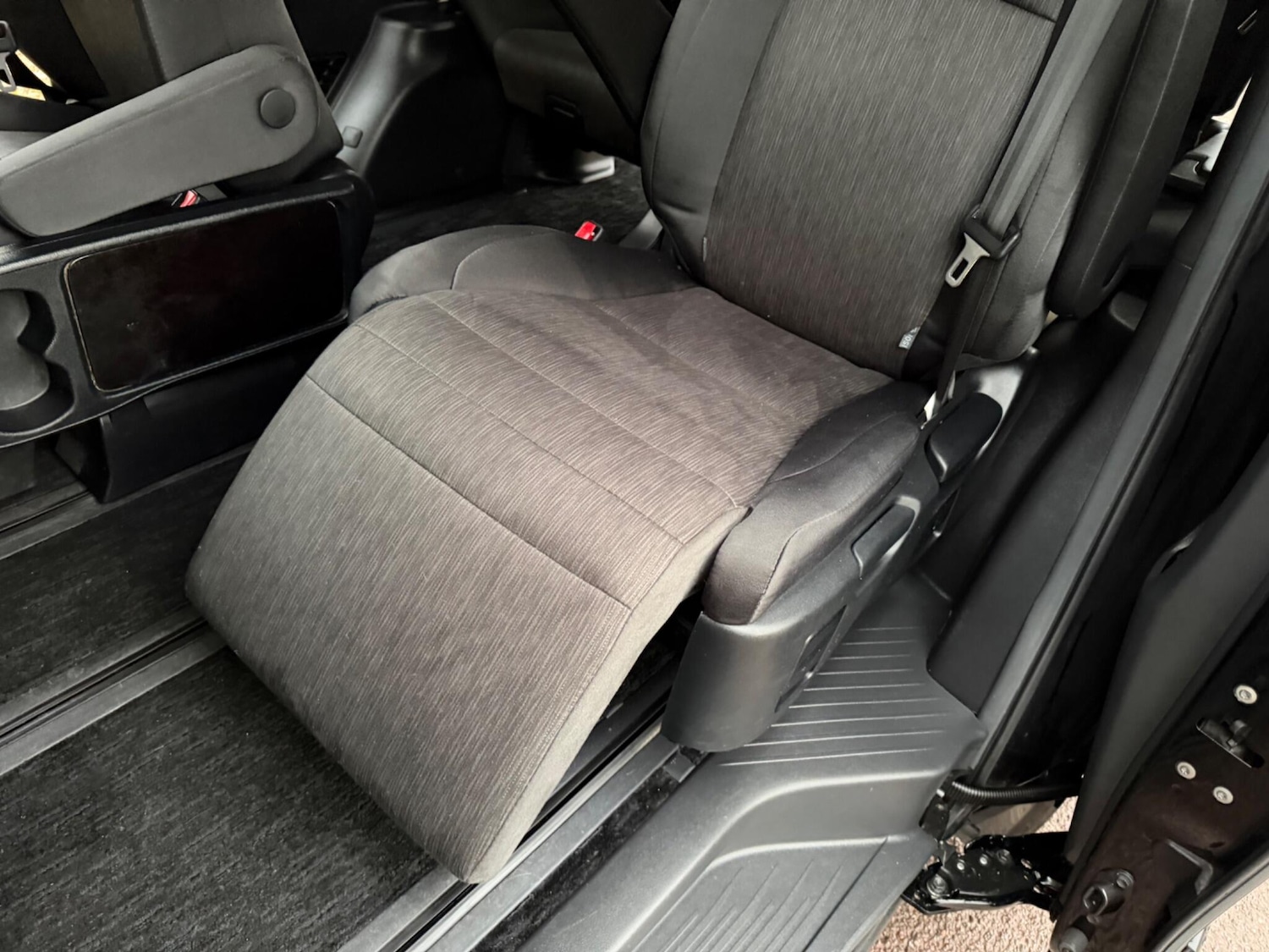 Used Toyota Vellfire for sale - 77410879: Photo 27