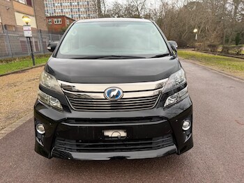 Used Toyota Vellfire 2013 for sale - 77410879: Photo