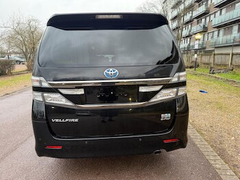 Used Toyota Vellfire 2013 for sale - 77410879: Photo
