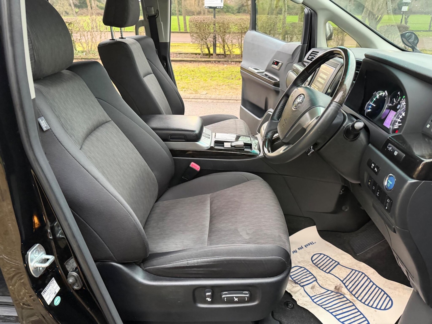 Used Toyota Vellfire for sale - 77410879: Photo 8