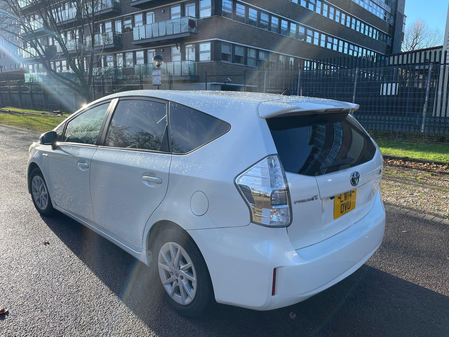 Used Toyota Prius 2025 for sale - 77015972: Photo 4