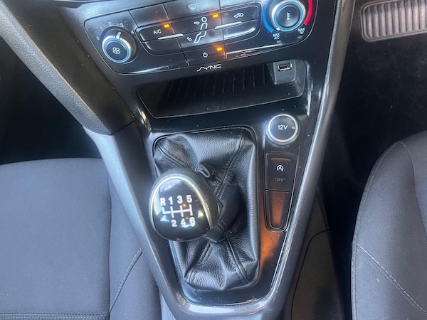 Used Ford Focus 2015 for sale - 76013727: Photo 22