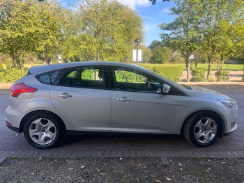 Used Ford Focus 2015 for sale - 76013727: Photo 3