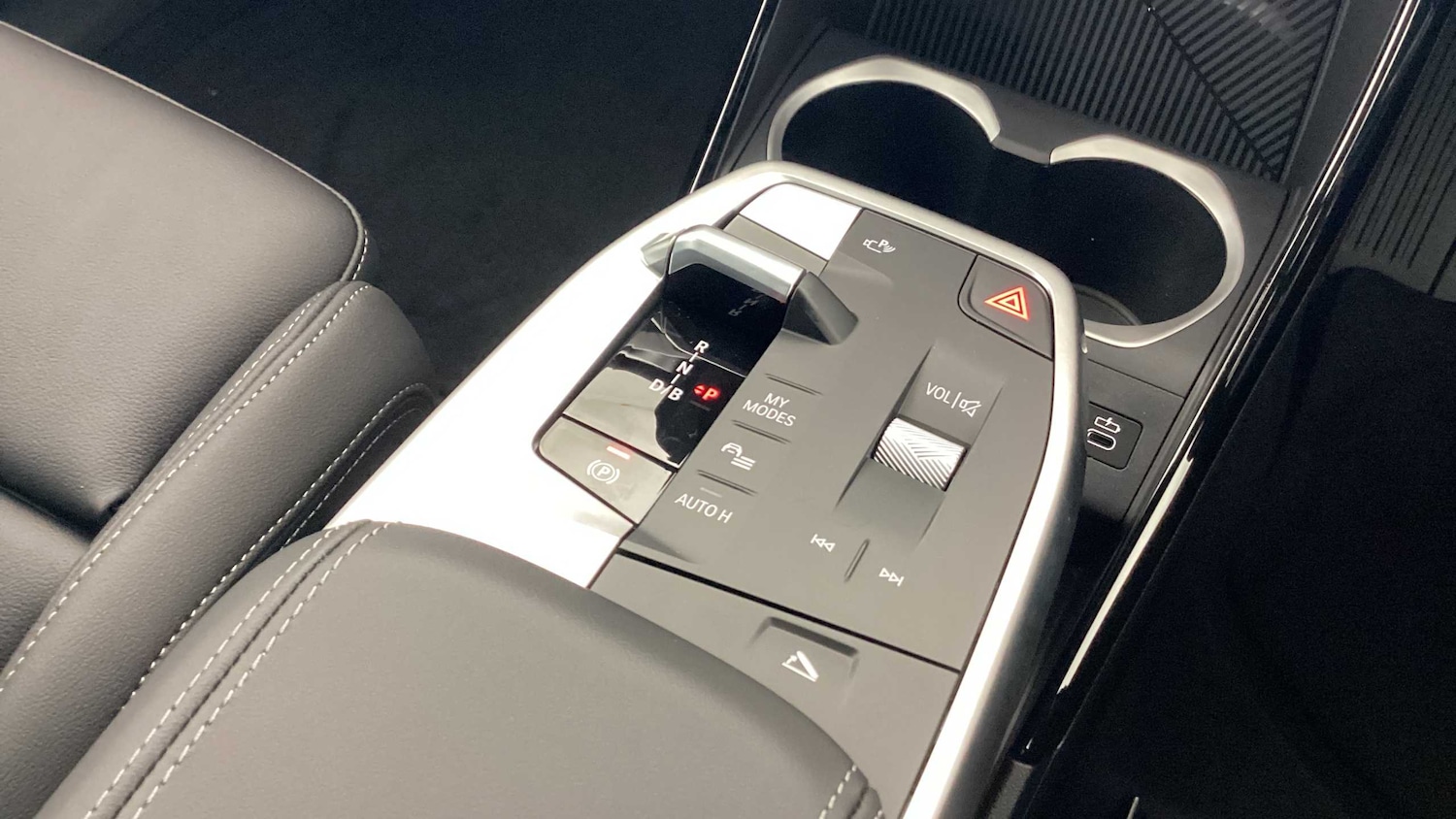 Used BMW iX1 2025 for sale - 77232906: Photo 10