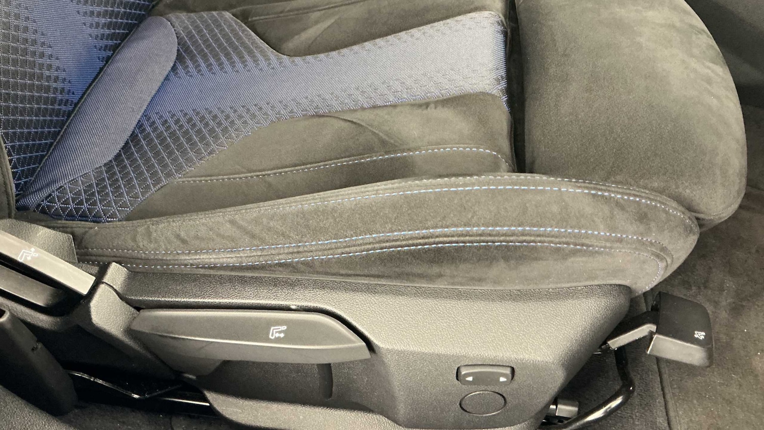 Used BMW 2 Series 2022 for sale - 77178894: Photo 19