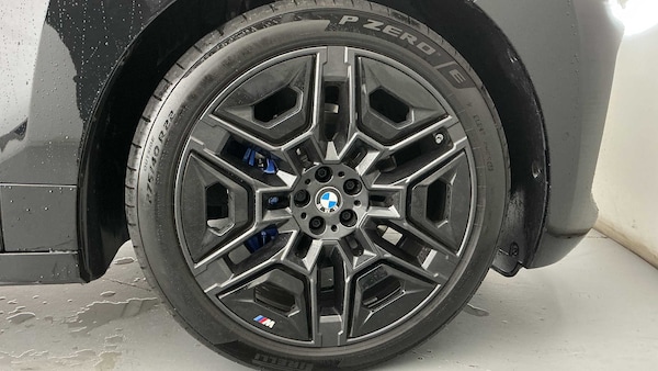 Used BMW iX 2025 for sale - 76141804: Photo 14