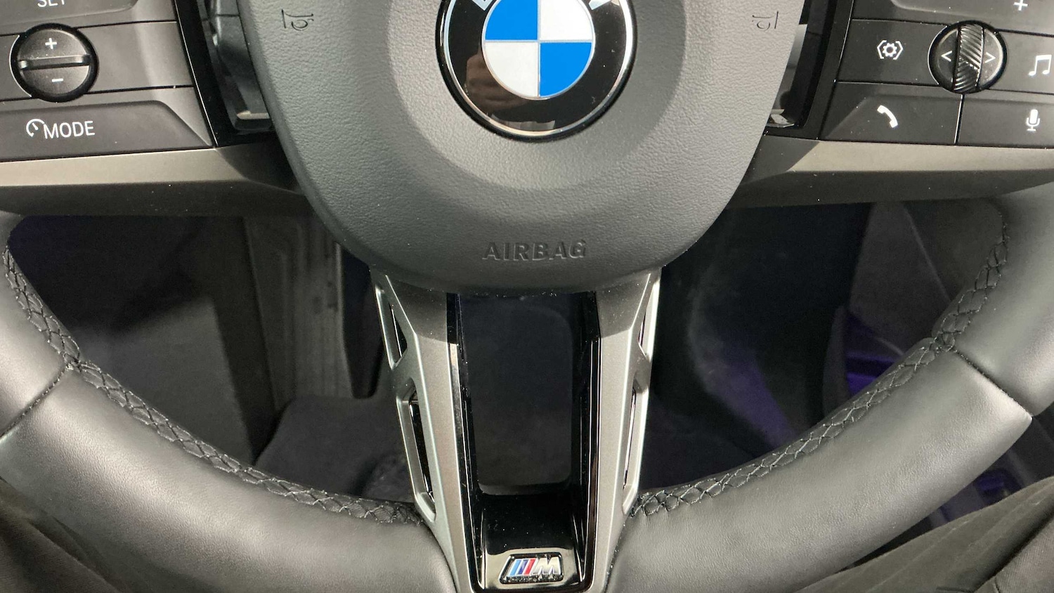 Used BMW iX 2025 for sale - 76141804: Photo 32