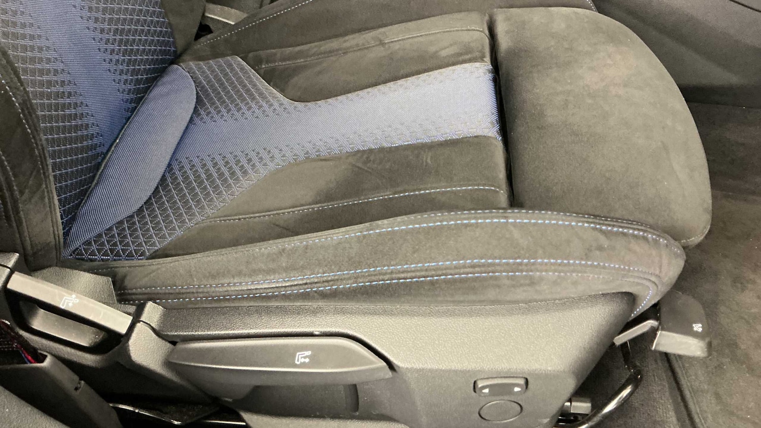 Used BMW 1 Series 2021 for sale - 76718264: Photo 19