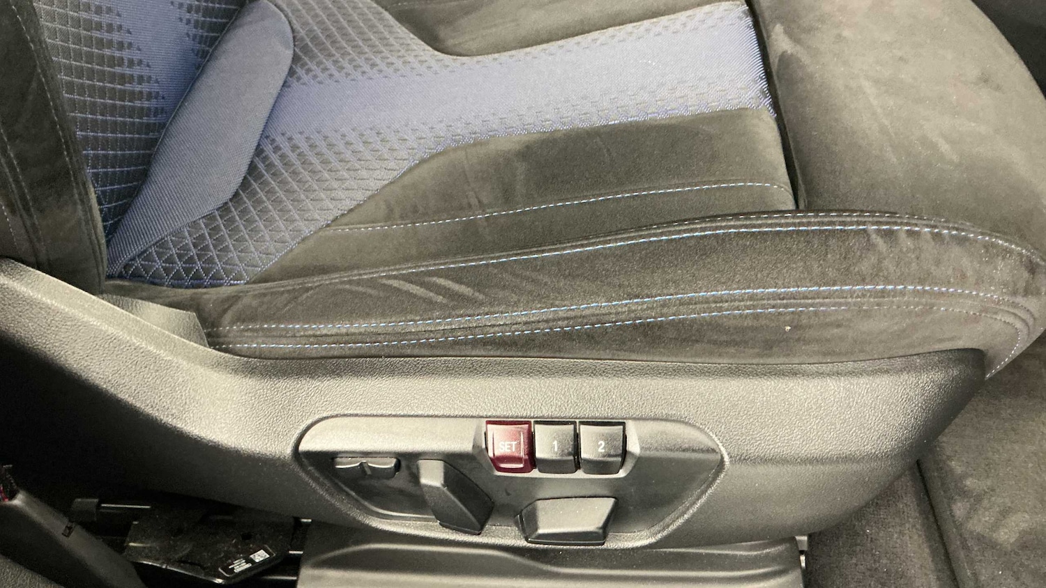 Used BMW 1 Series 2020 for sale - 76310857: Photo 21