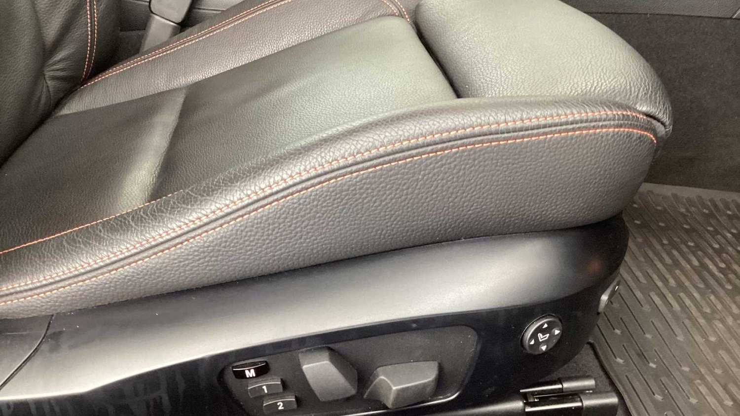 Used BMW 1 Series 2011 for sale - 76902275: Photo 19