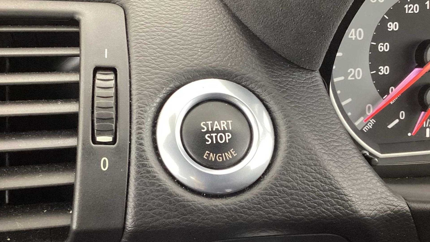 Used BMW 1 Series 2011 for sale - 76902275: Photo 31