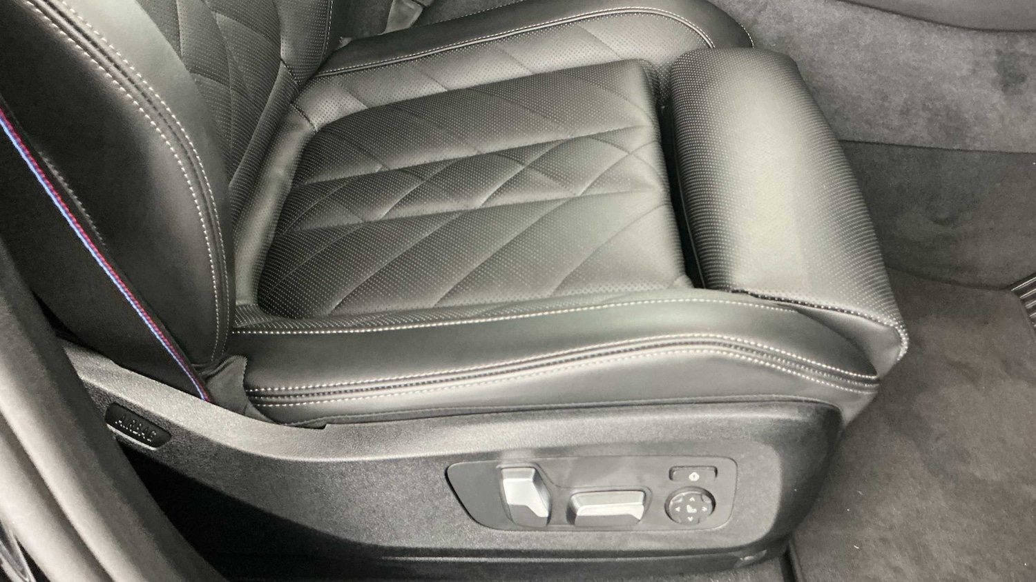 Used BMW X6 2025 for sale - 76063239: Photo 19