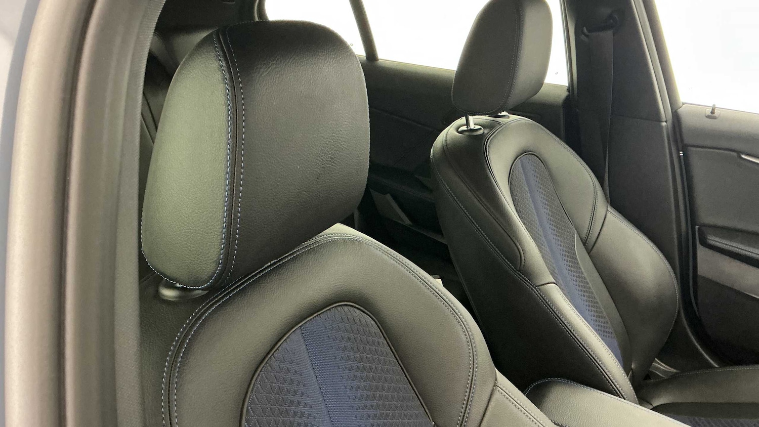 Used BMW 1 Series 2024 for sale - 76218404: Photo 19