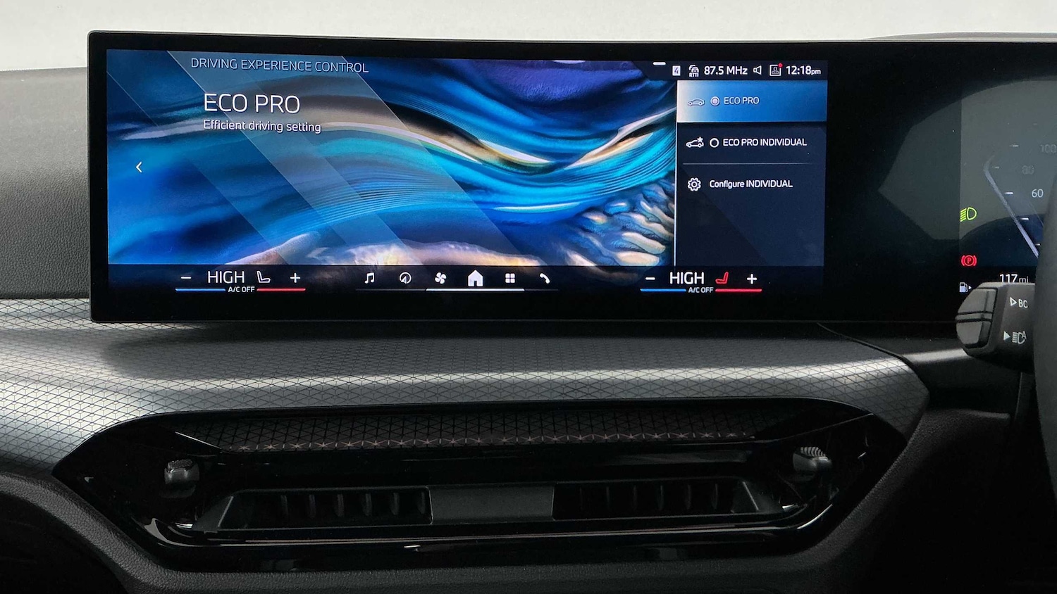 Used BMW 4 Series 2025 for sale - 76718157: Photo 23