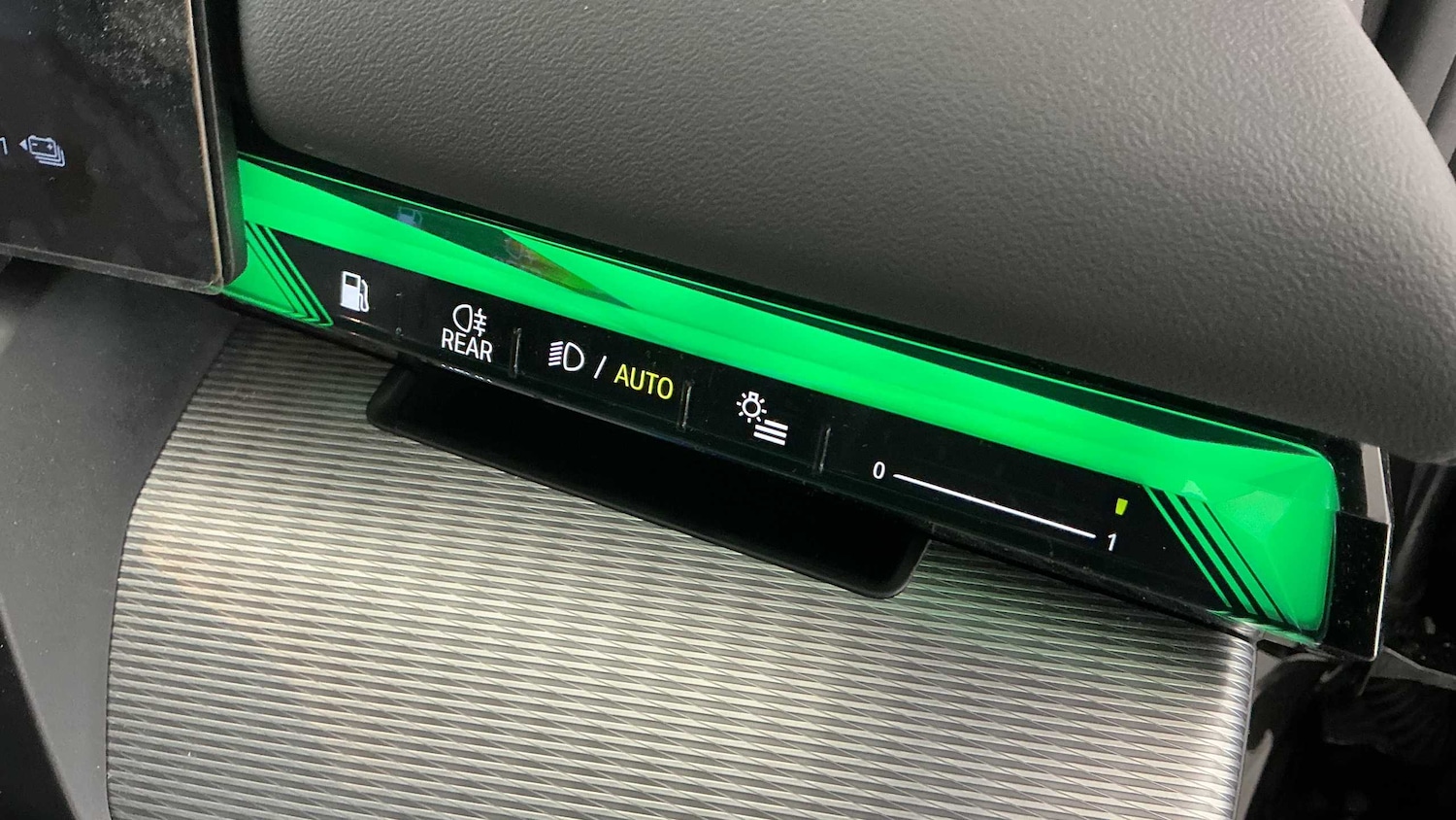 Used BMW 5 Series 2025 for sale - 76610503: Photo 21