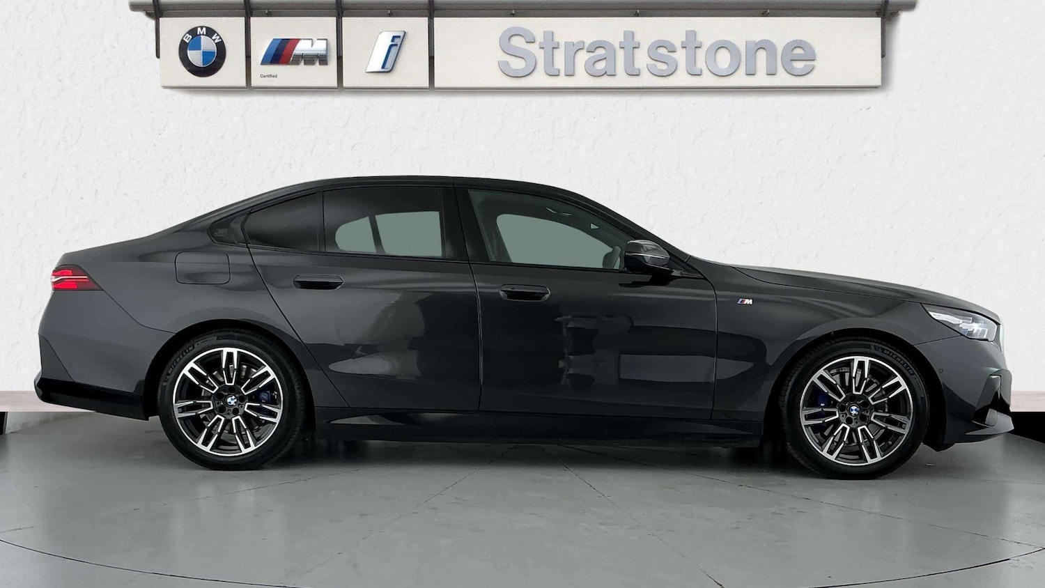 Used BMW 5 Series 2025 for sale - 76610503: Photo 3