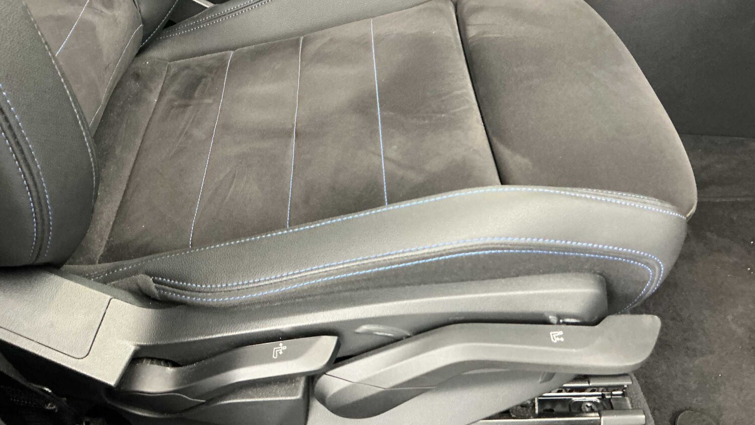 Used BMW X1 2023 for sale - 77943487: Photo 19