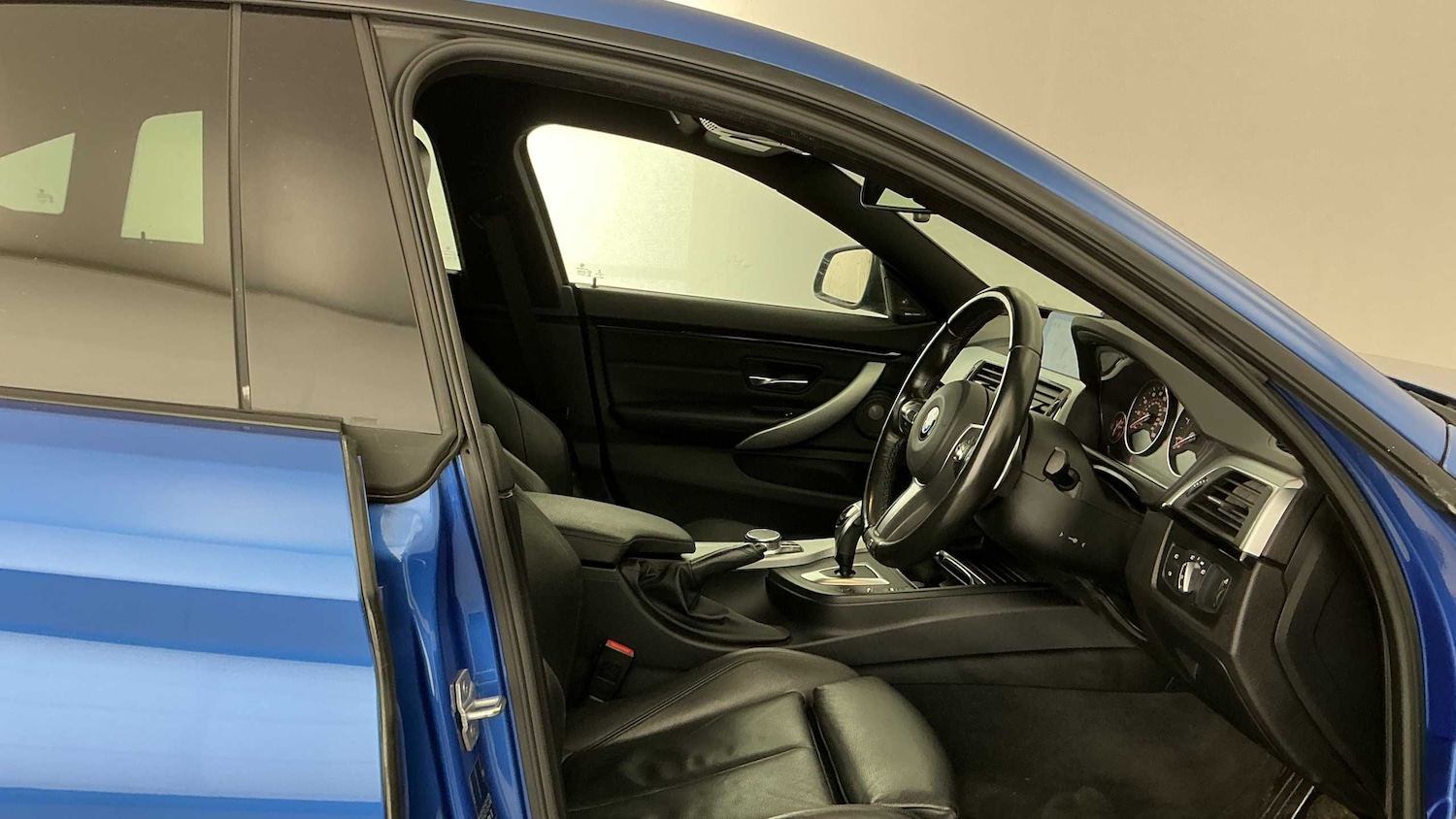 Used BMW 4 Series 2019 for sale - 77928694: Photo 11