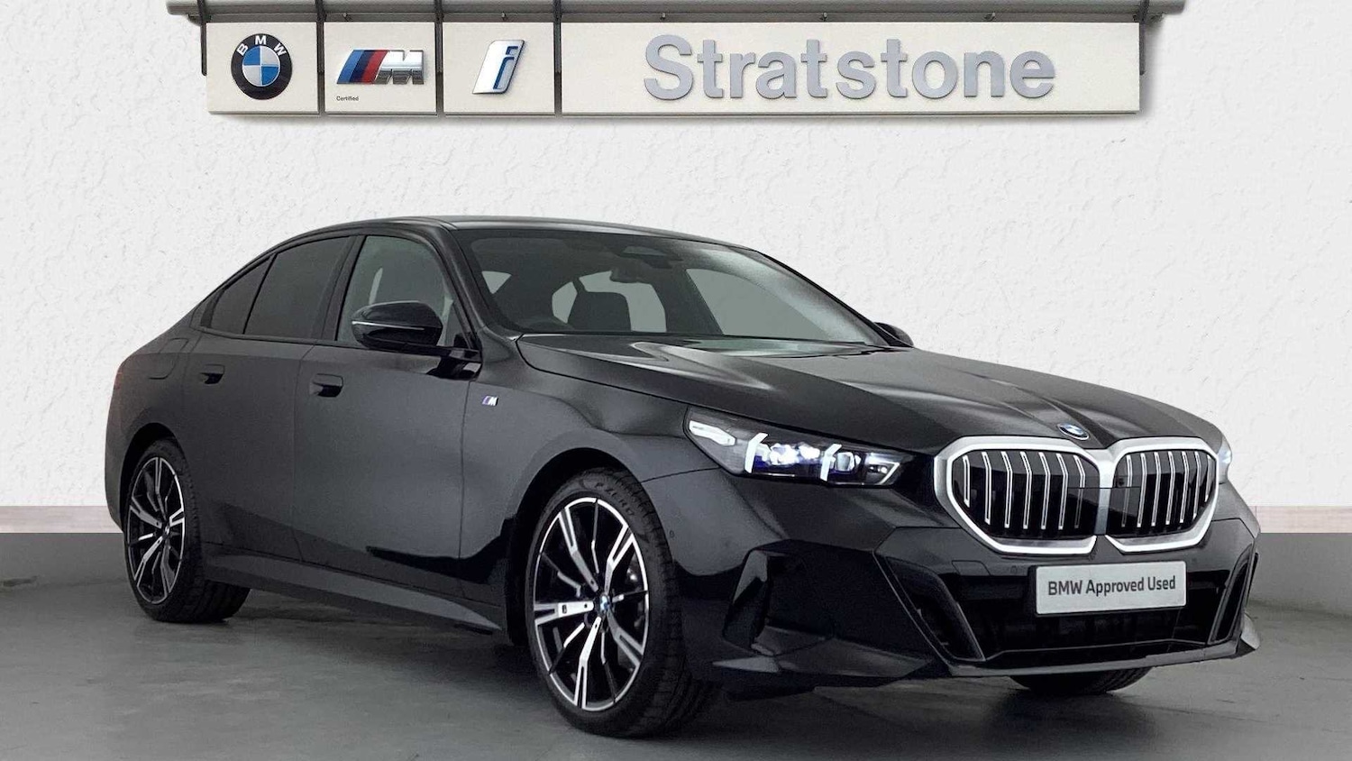 Used BMW 5 Series 2025 for sale - 76610550: Photo 1