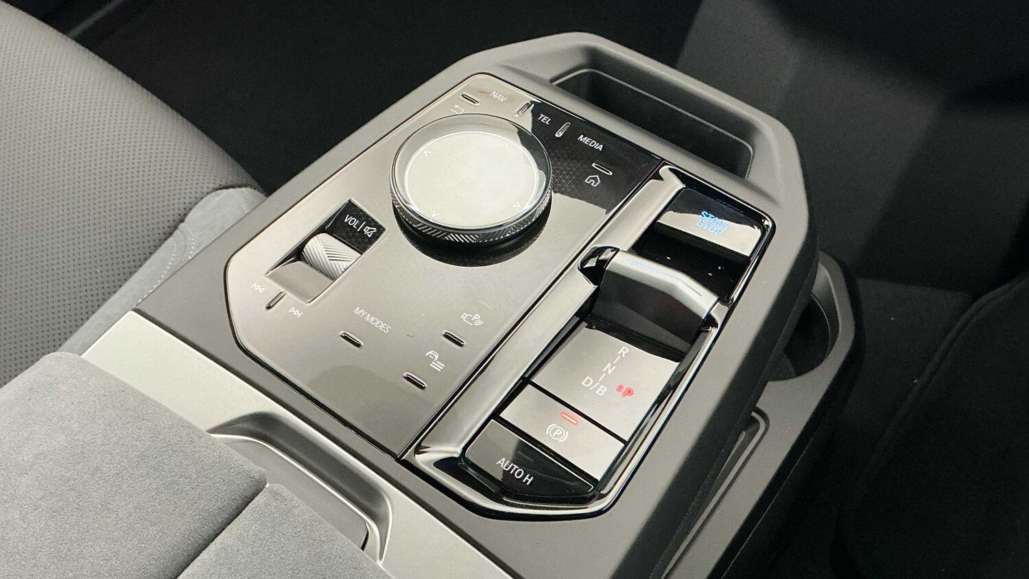 Used BMW iX 2025 for sale - 77674816: Photo 10