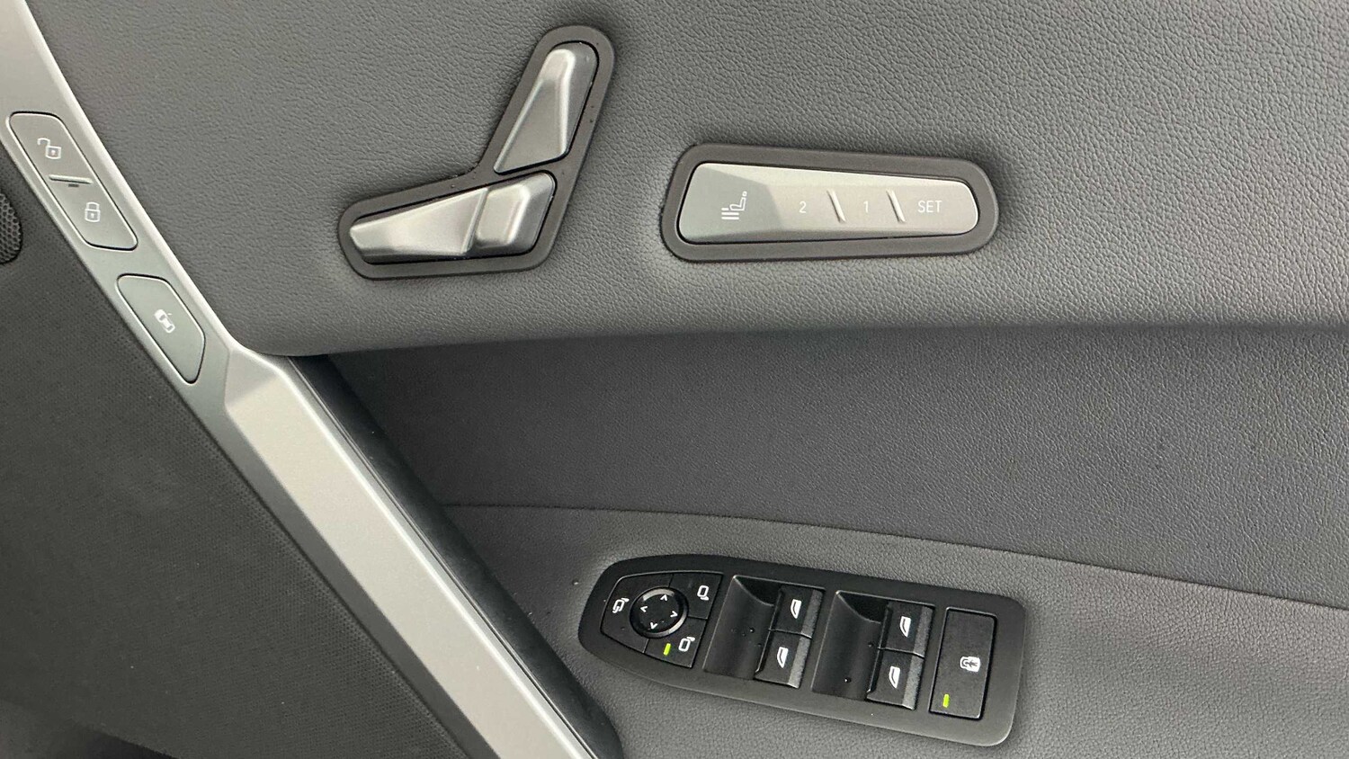 Used BMW iX 2025 for sale - 77674816: Photo 18