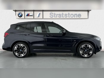 Used BMW iX3 2023 for sale - 76902387: Photo