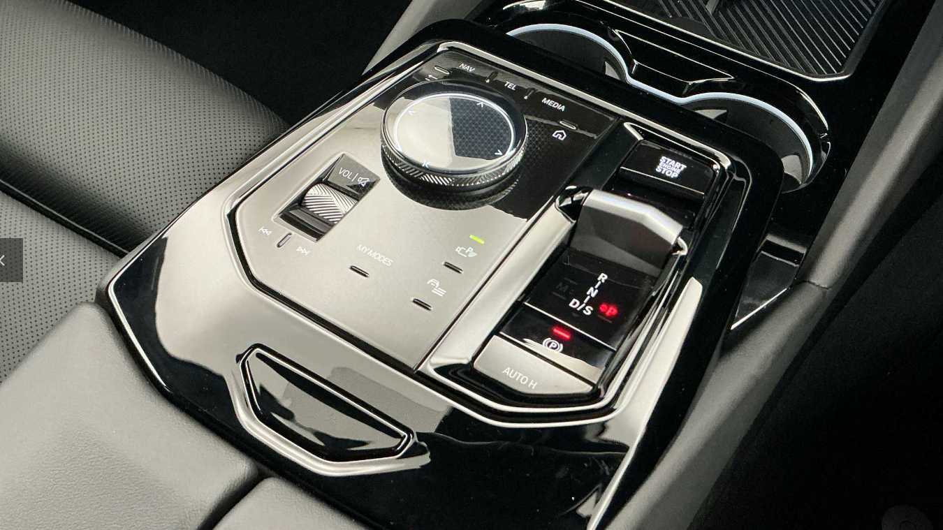 Used BMW 5 Series 2025 for sale - 78104806: Photo 10