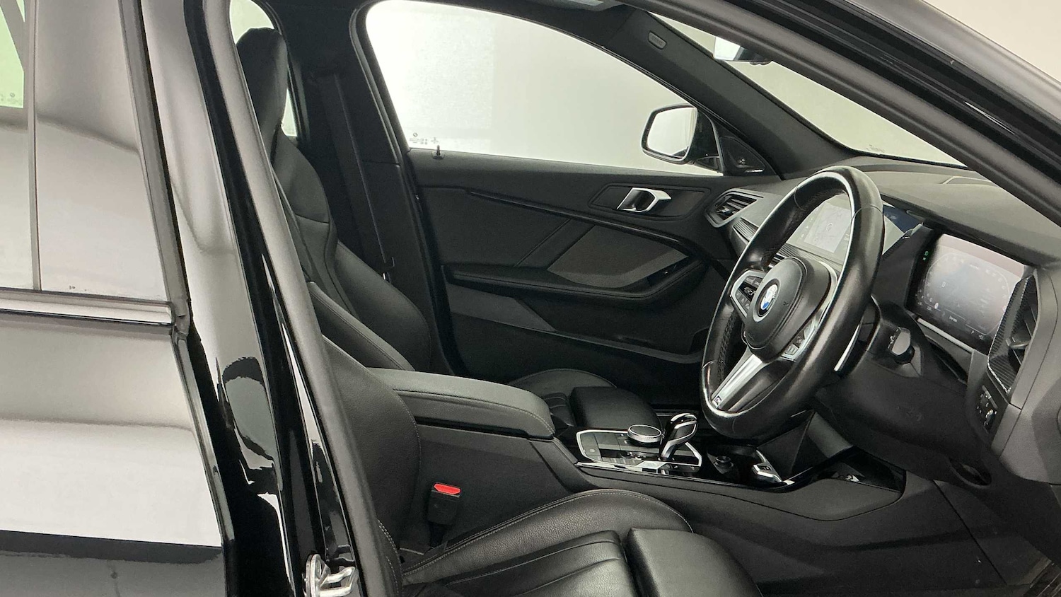 Used BMW 1 Series 2023 for sale - 76804976: Photo 11