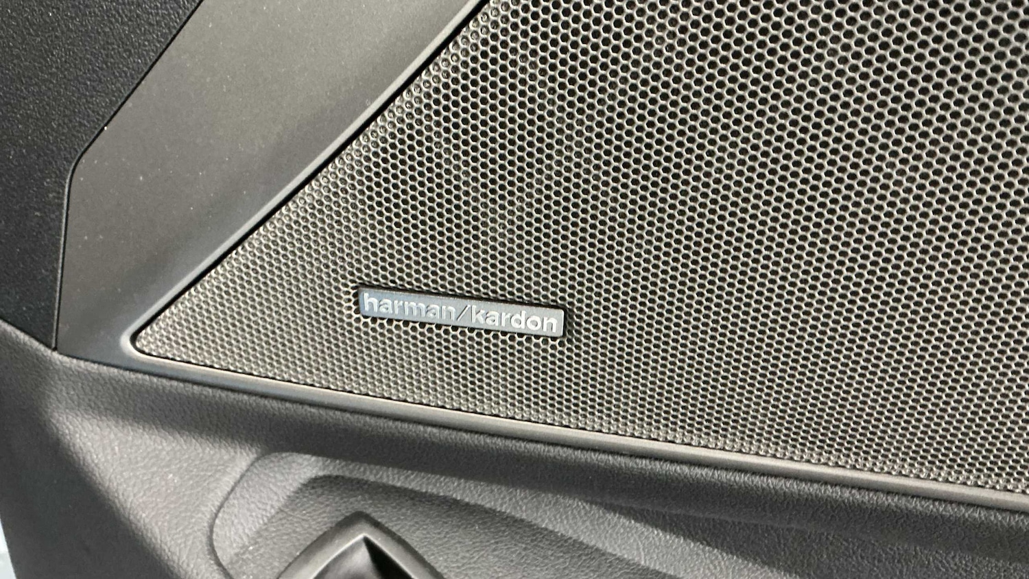 Used BMW 3 Series 2024 for sale - 76978871: Photo 18