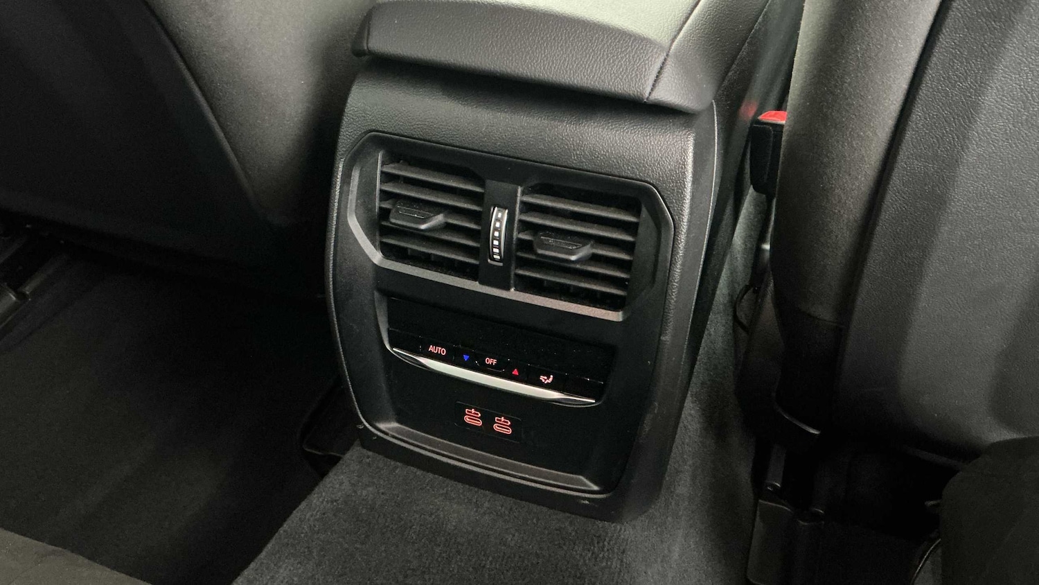 Used BMW i4 2025 for sale - 76170118: Photo 19