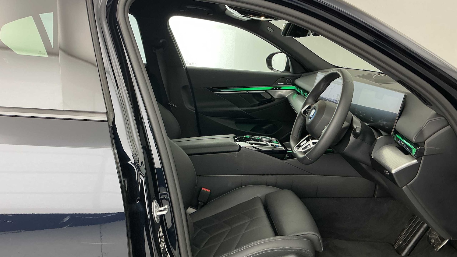 Used BMW i5 2025 for sale - 76192044: Photo 11