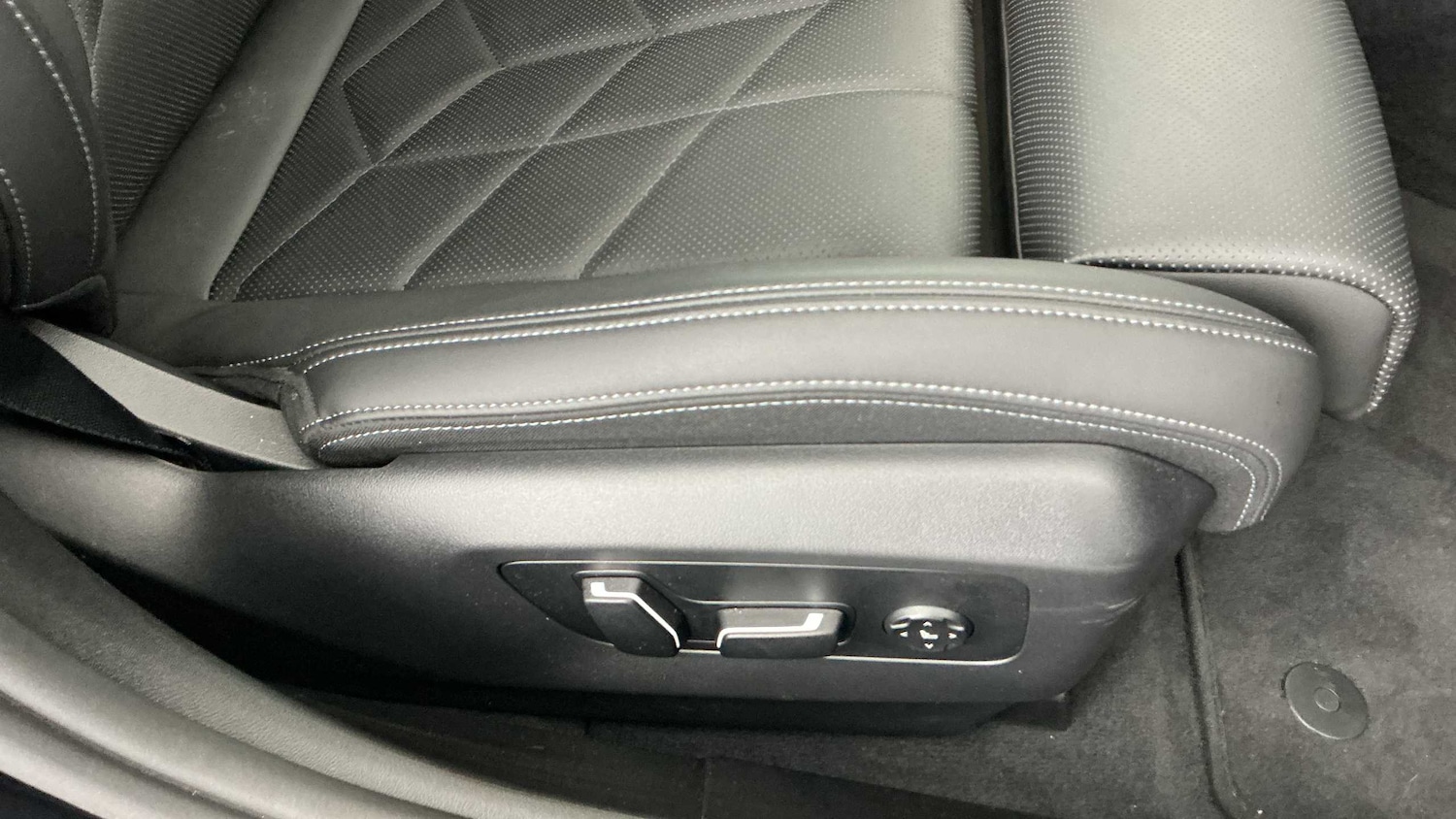 Used BMW i5 2025 for sale - 76192044: Photo 19