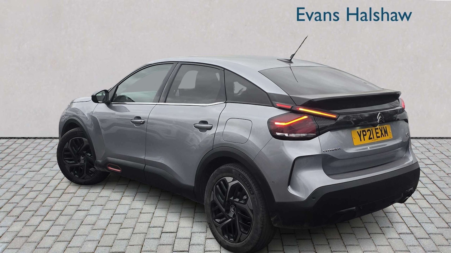 Used Citroen C4 2021 for sale - 77960944: Photo 2