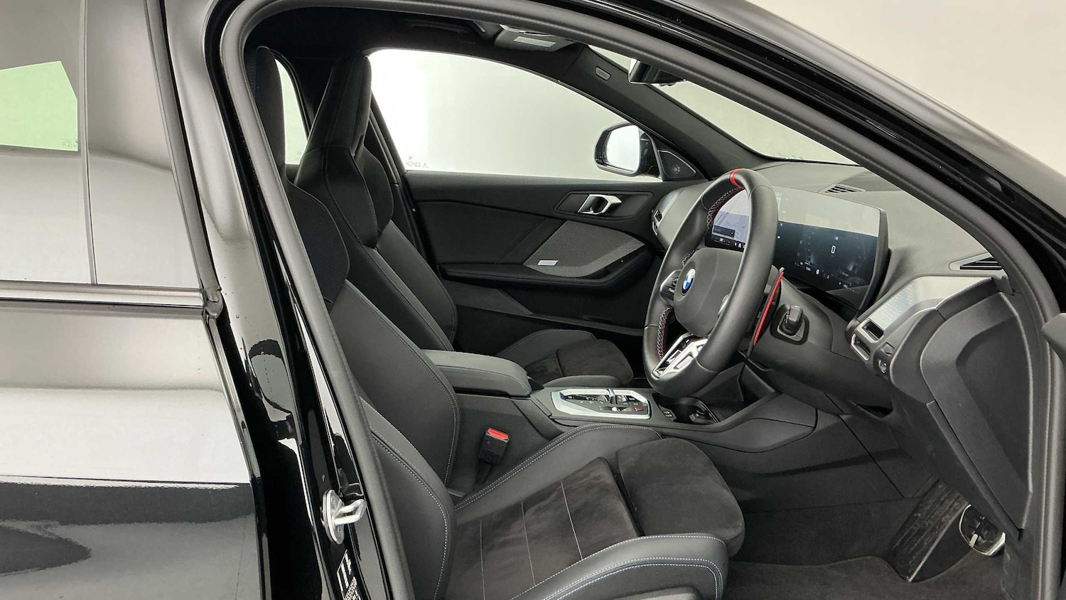 Used BMW 1 Series 2024 for sale - 76488012: Photo 11