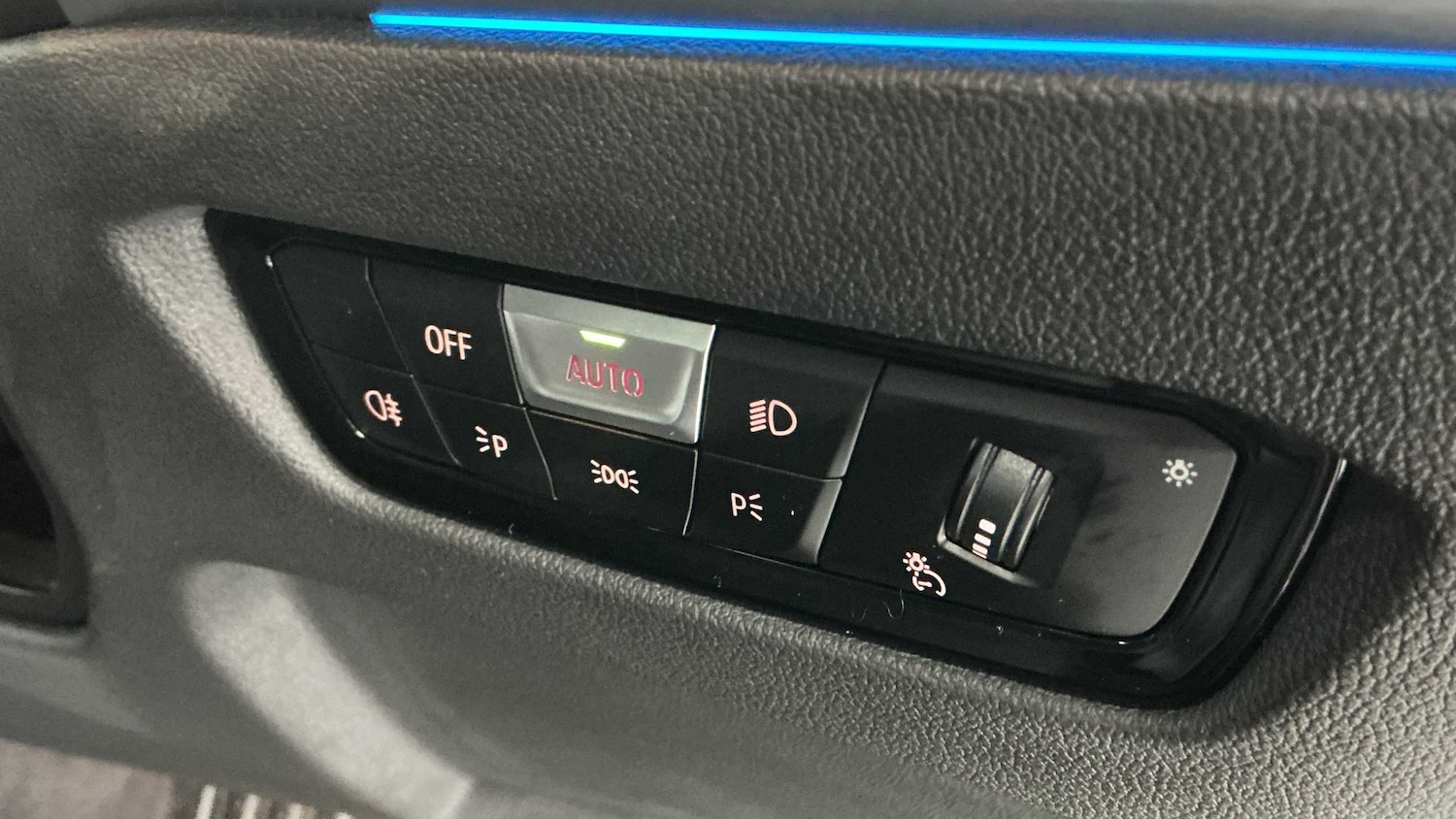 Used BMW i4 2022 for sale - 76705172: Photo 19