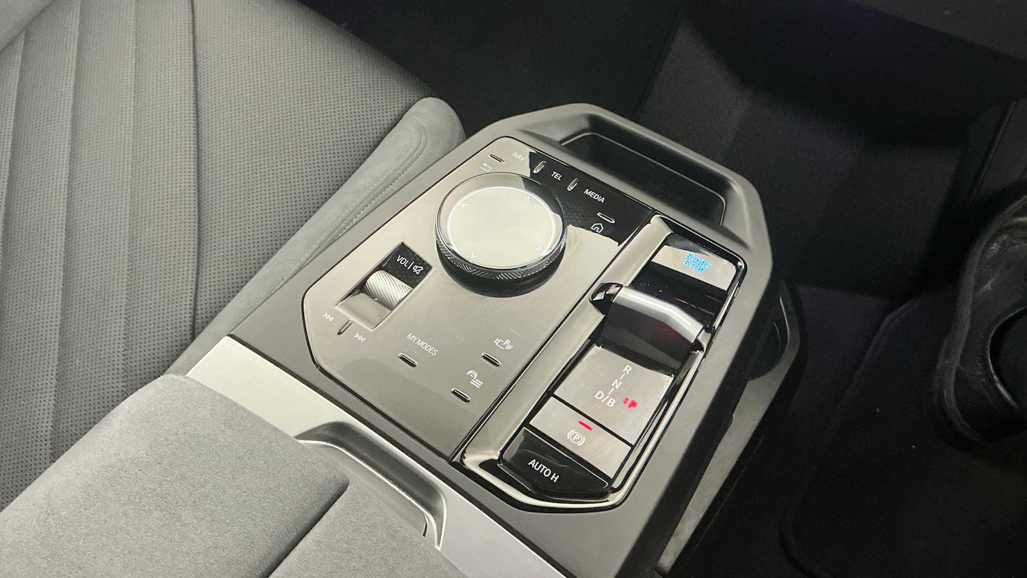 Used BMW iX 2025 for sale - 77233130: Photo 10